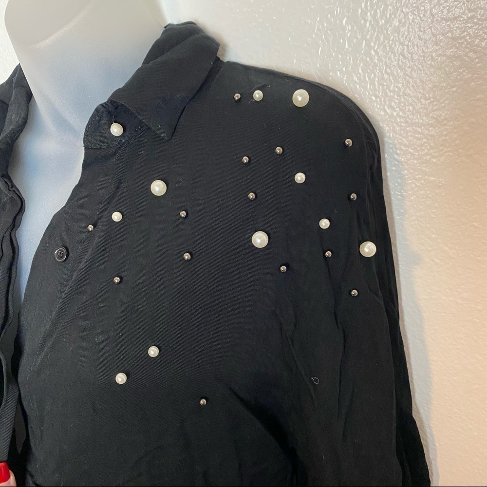 Zara black button up top with pearls on the shoulders - Picture 12 of 13